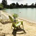 Mobil-home Spacieux Avec Terrasse Pour 6 Personnes - Api-1-52-985 *