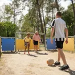 Mobil-home Spacieux Avec Terrasse Pour 6 Personnes - Api-1-52-985 Bayas
