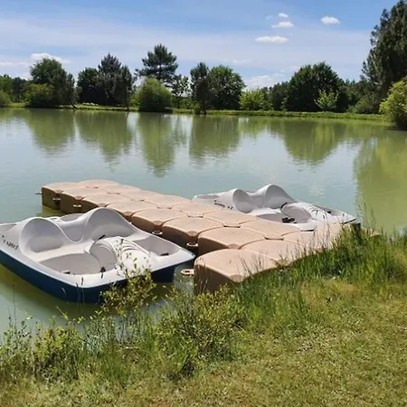 Mobil-home Spacieux Avec Terrasse Pour 6 Personnes - Api-1-52-985