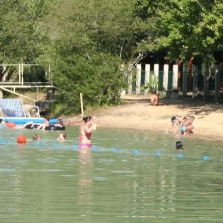 Campingplads Mobil-home Spacieux Avec Terrasse Pour 6 Personnes - Api-1-52-985