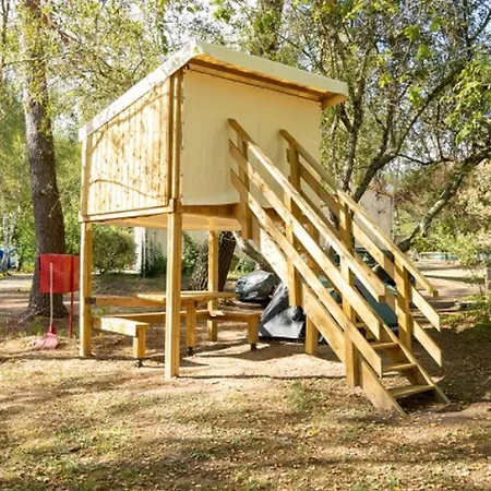 Campingplads Mobil-home Spacieux Avec Terrasse Pour 6 Personnes - Api-1-52-985 *